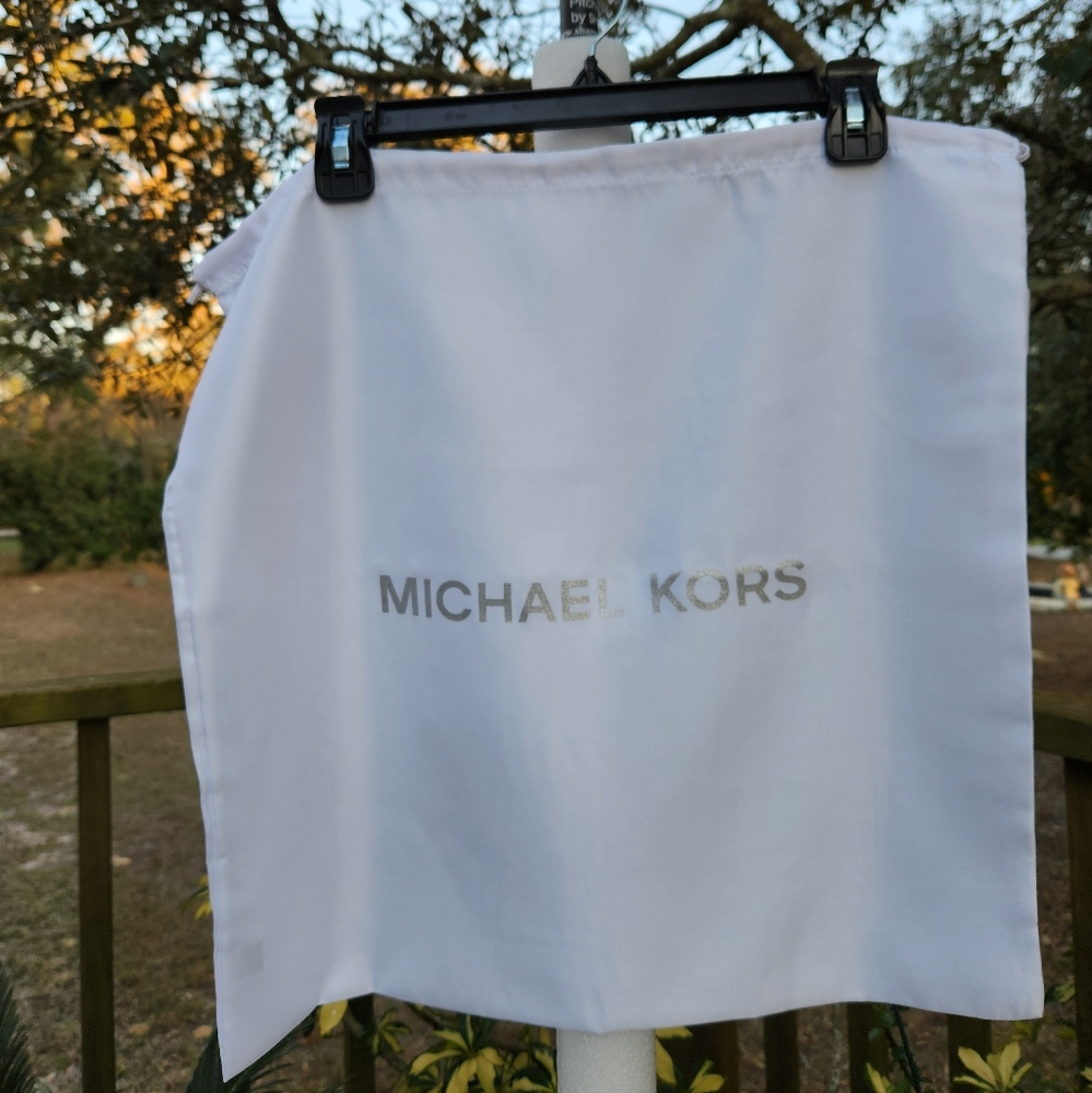 Michael Kors Small Drawstring Dust Bag 13" × 13" NWT - Picture 2 of 7